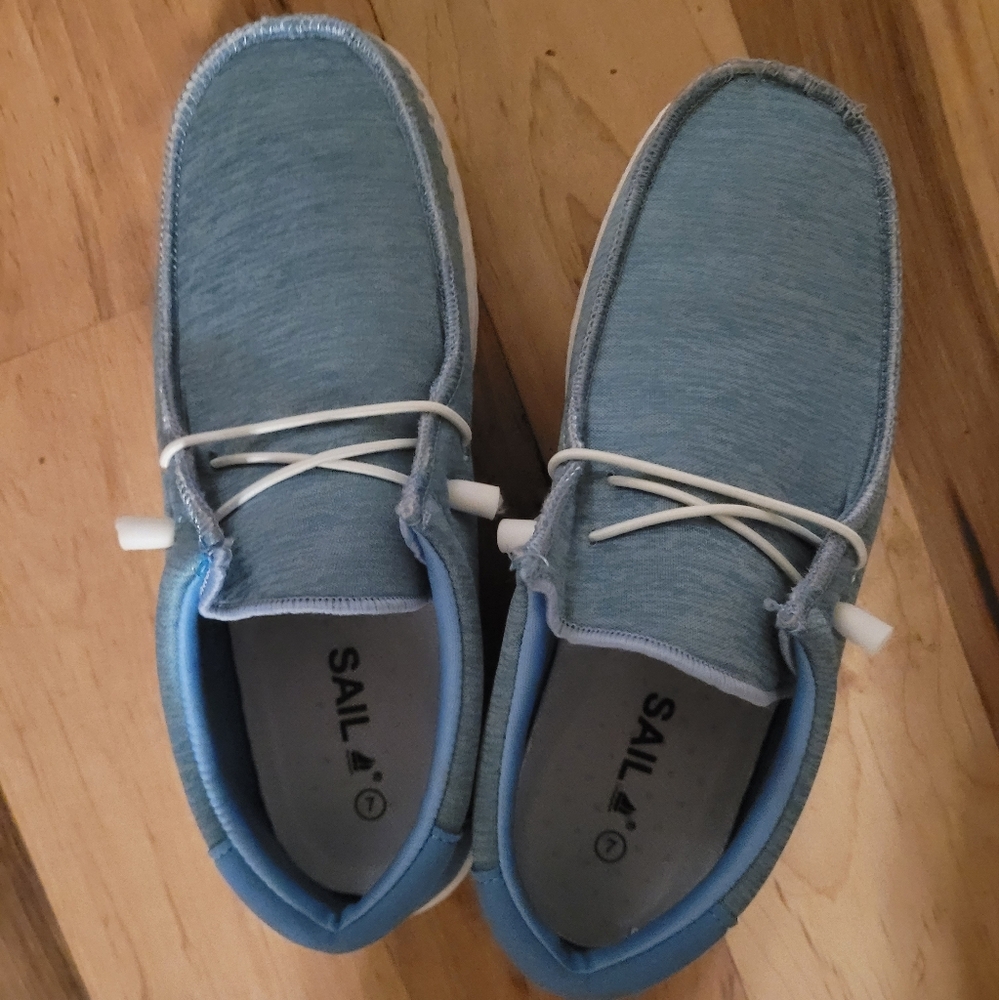 Sail size 7 shoes